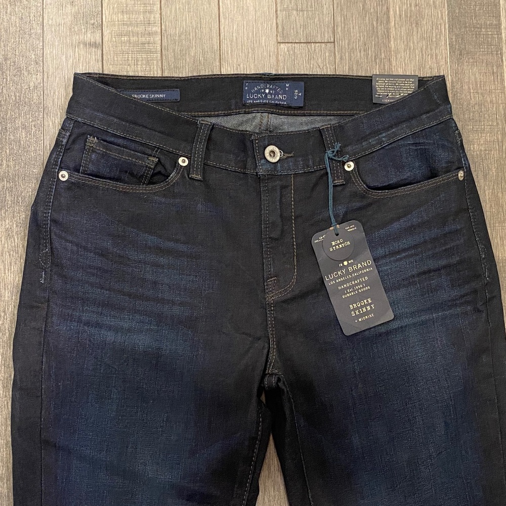 🎉Host Pick! 🎉Lucky Brand Brooke Skinny Ankle Jeans - Picture 3 of 14